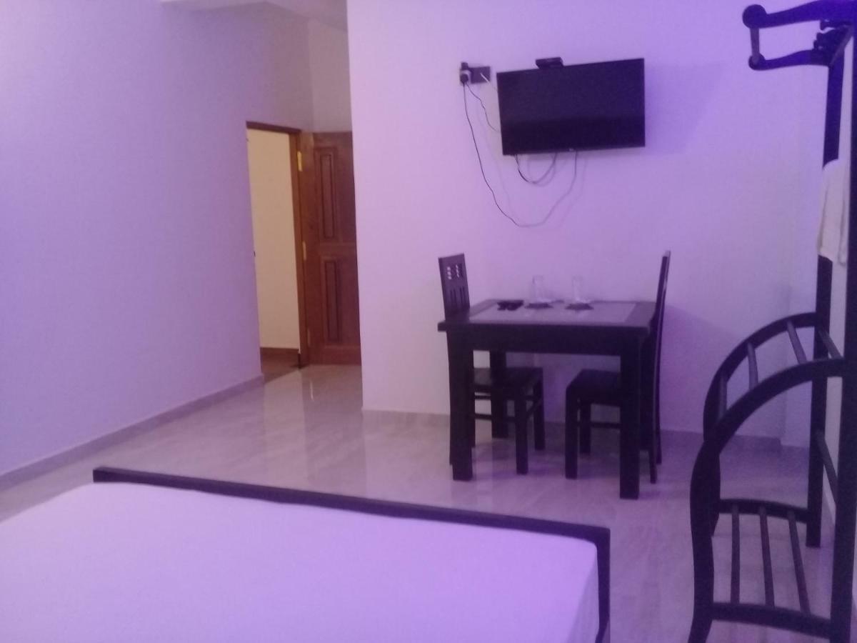 Hotel White House Ratnapura Eksteriør billede